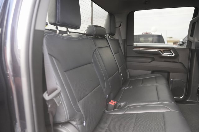 Used 2024 Chevrolet Silverado 2500 LT w/ Convenience Package image 16