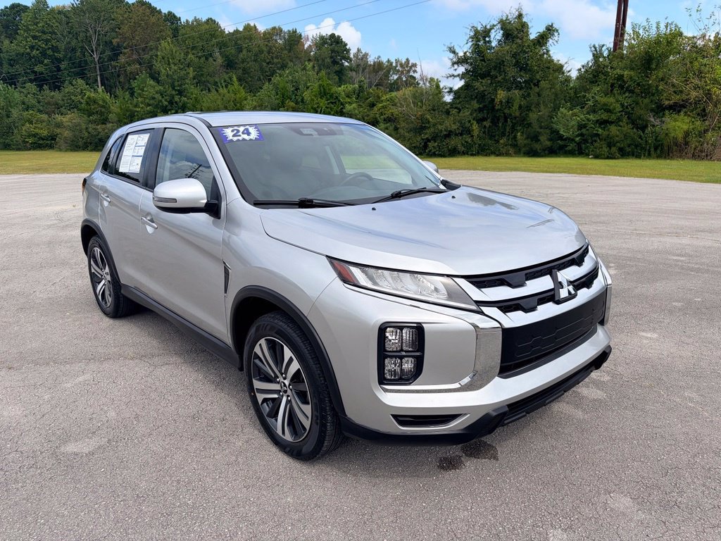 Used 2024 Mitsubishi Outlander Sport ES AWD/4WD image 2