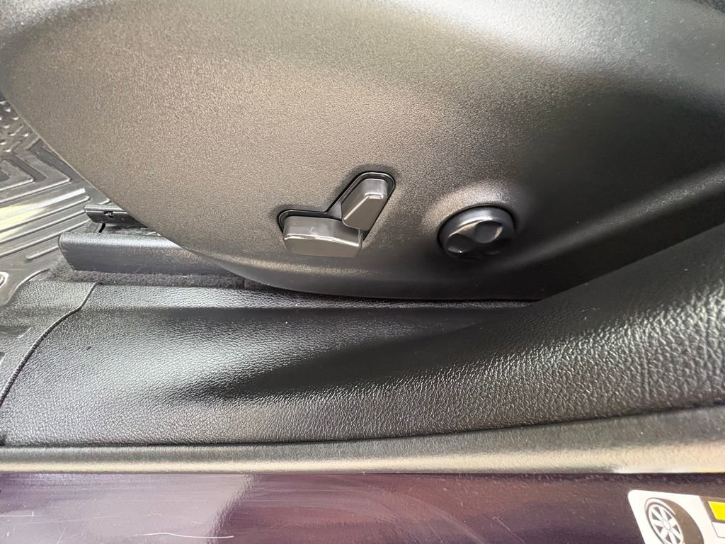 Used 2021 Jeep Cherokee Trailhawk w/ Trailer Tow Group image 11