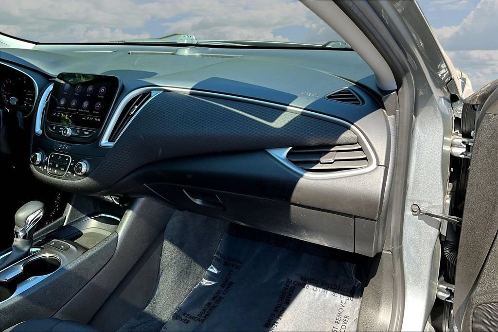 Used 2024 Chevrolet Malibu LT FWD image 28