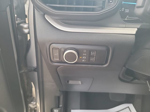 Certified 2023 Ford Explorer XLT RWD image 16