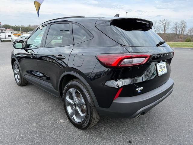 Certified 2025 Ford Escape ST-Line image 5