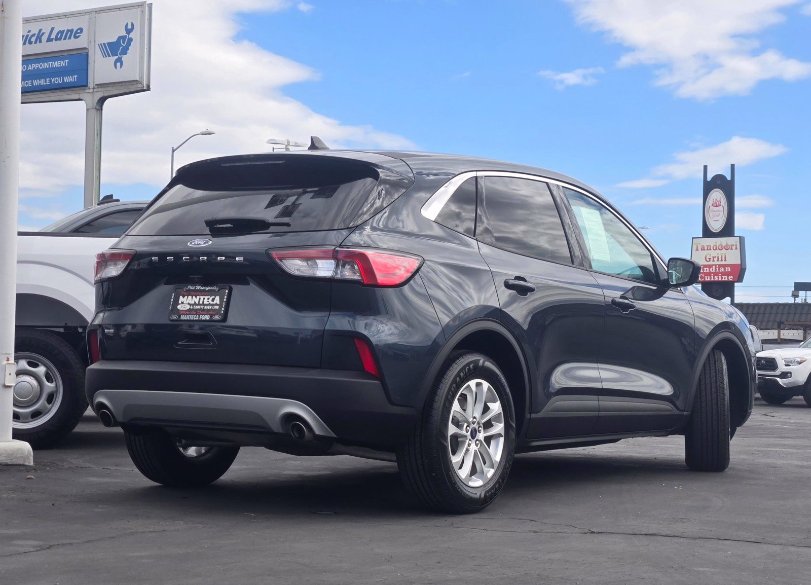 Certified 2022 Ford Escape SE w/ Convenience Package FWD image 4