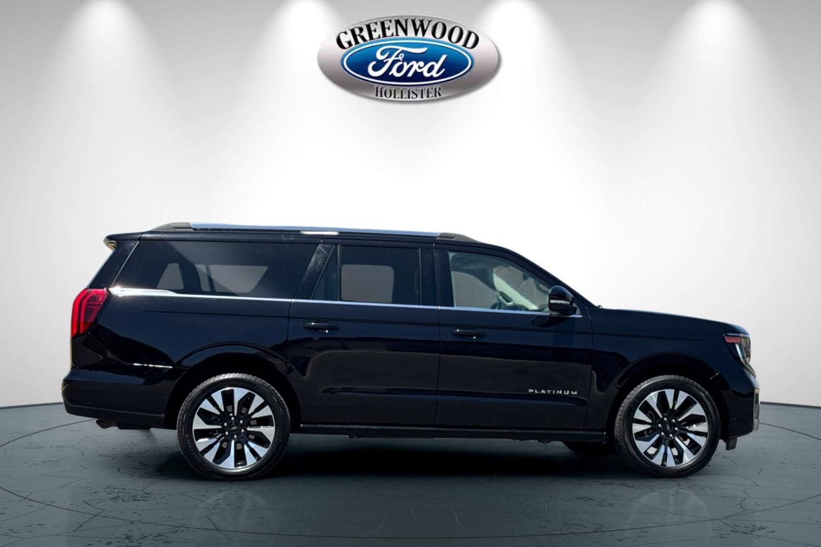 Certified 2025 Ford Expedition Max Platinum w/ Driver's Package AWD/4WD image 3