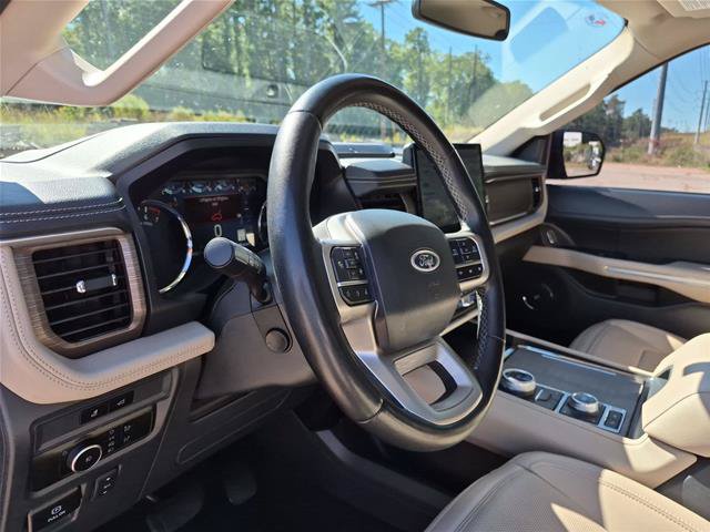 Certified 2024 Ford Expedition Limited AWD/4WD image 18