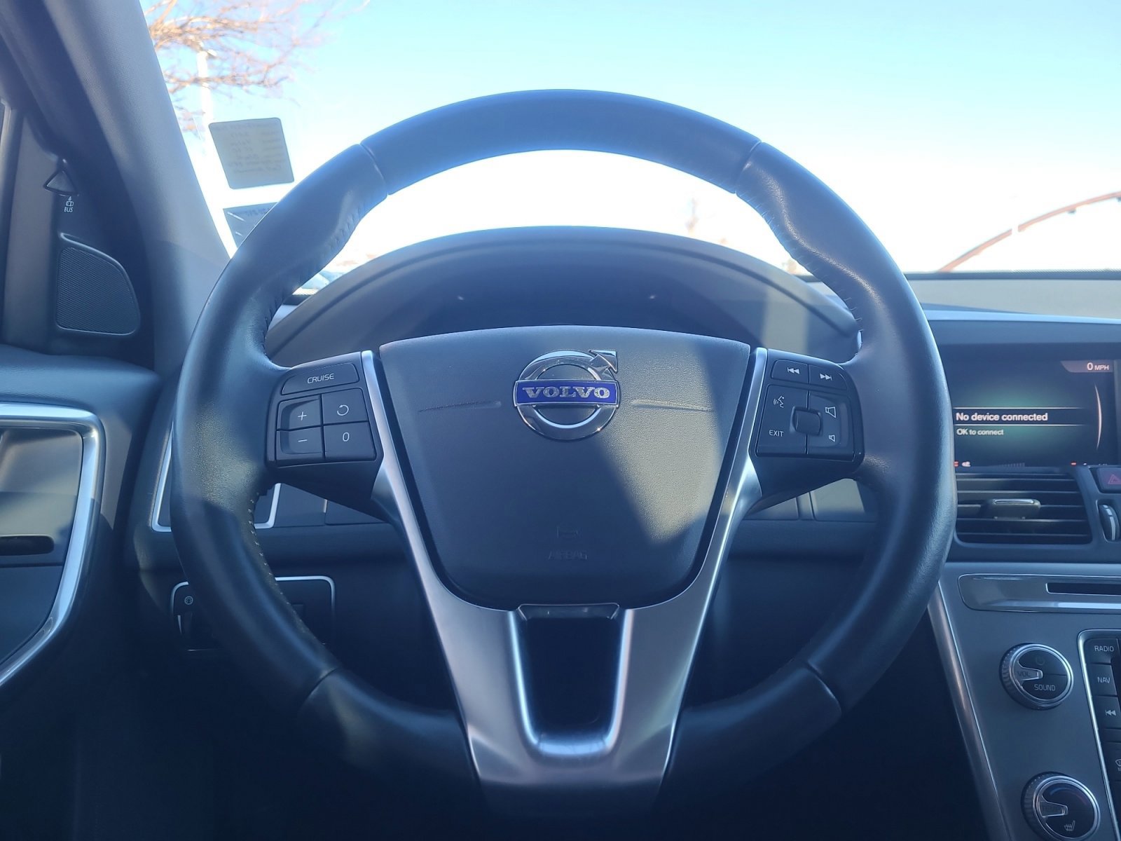 Used 2017 Volvo XC60 T5 Dynamic w/ Preferred Option Package image 9