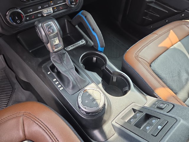 Certified 2022 Ford Bronco Outer Banks w/ Sasquatch Package AWD/4WD image 17