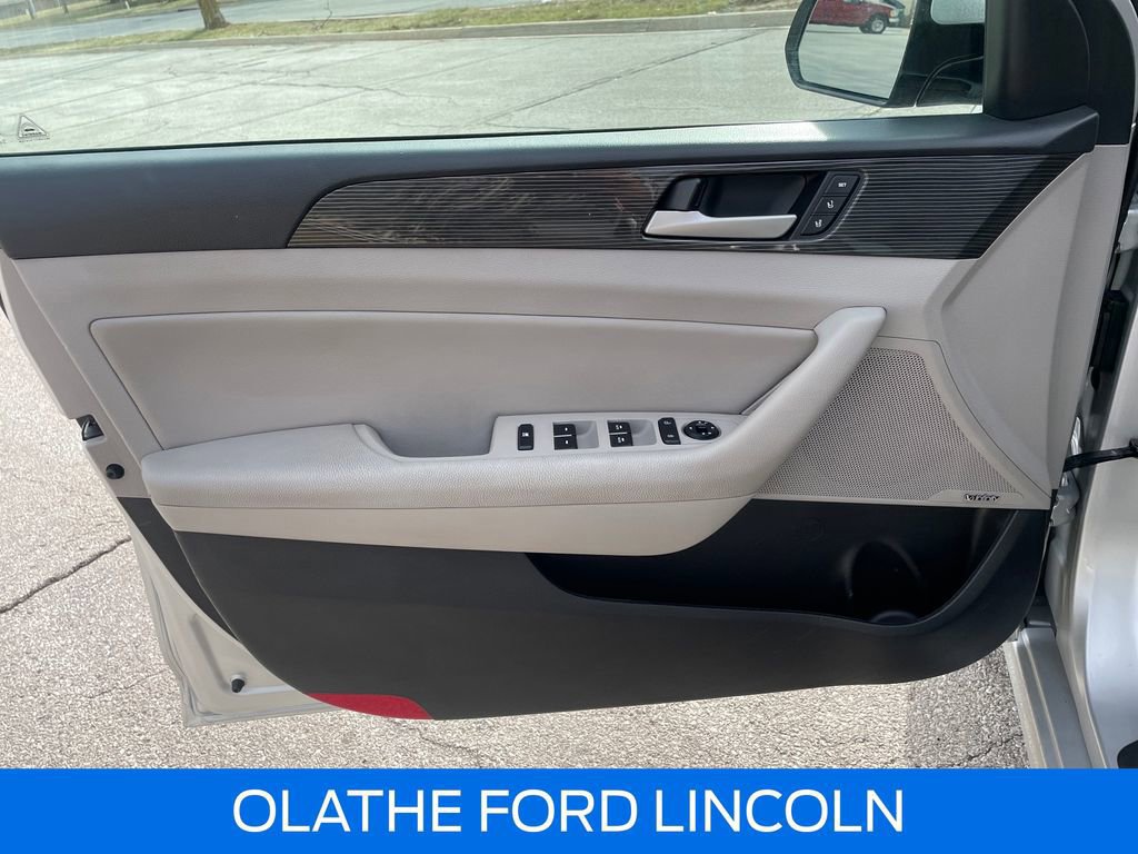 Used 2018 Hyundai Sonata Limited w/ Limited Ultimate Package 03 image 21