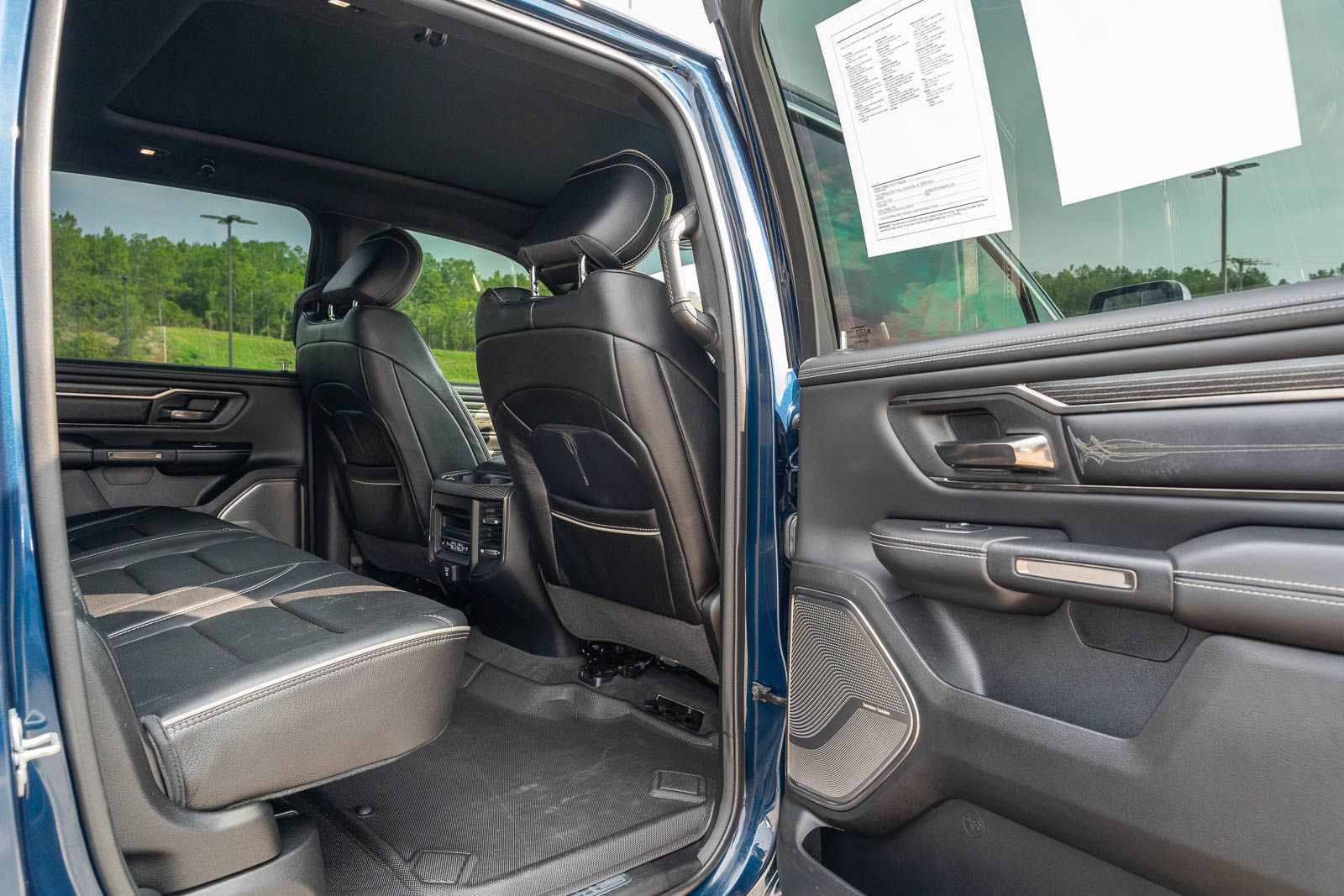 Used 2021 RAM 1500 Limited AWD/4WD image 14