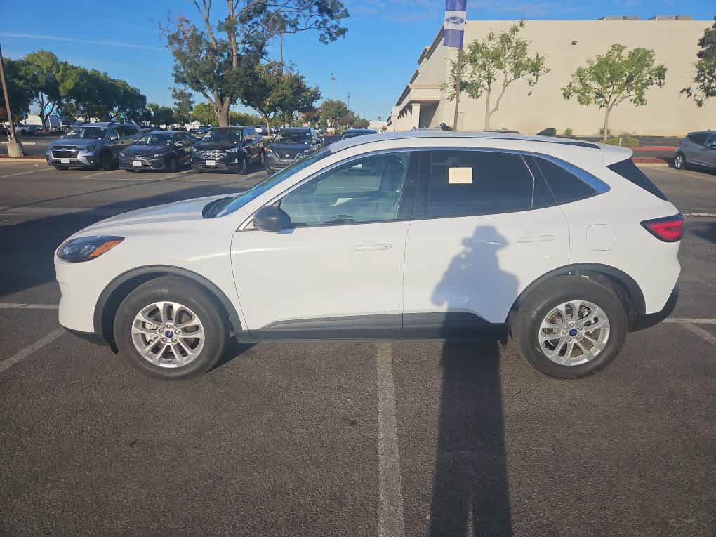 Certified 2022 Ford Escape SE AWD/4WD image 4