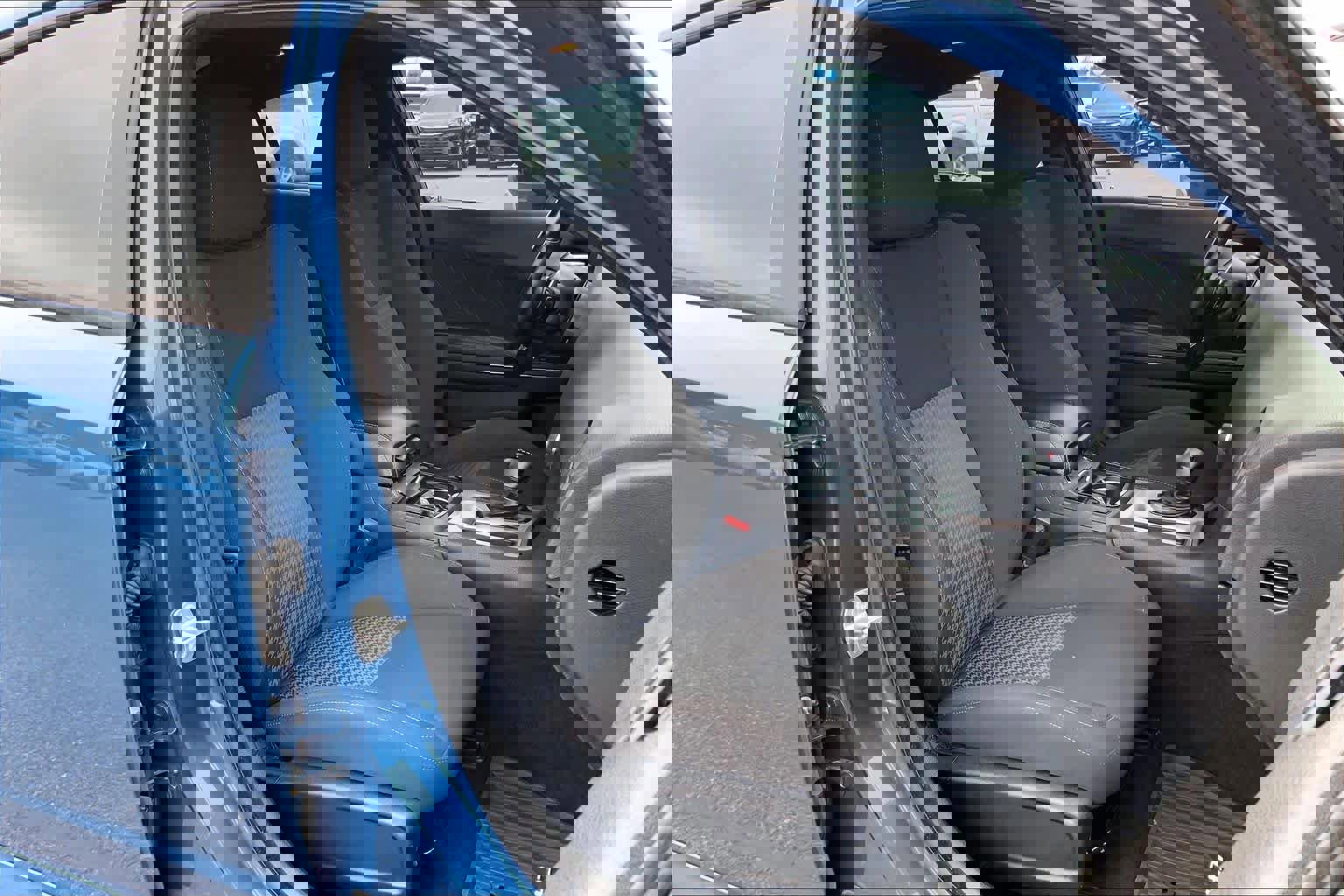 Used 2022 Dodge Charger R/T w/ Blacktop Package image 11