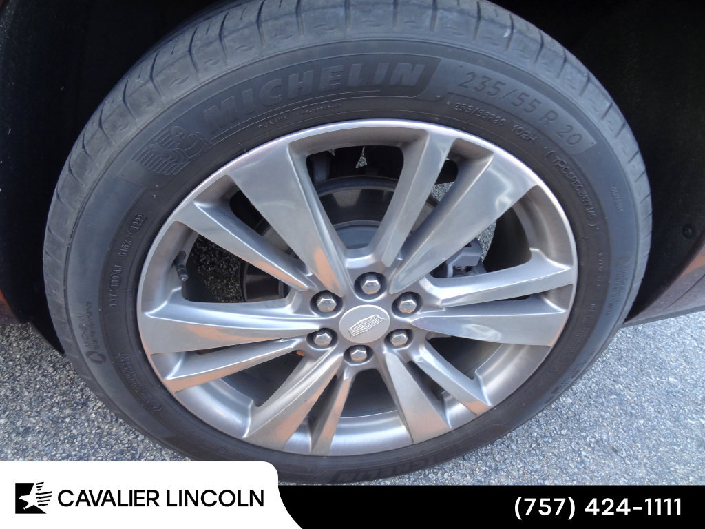 Used 2023 Cadillac XT6 Premium Luxury FWD image 22