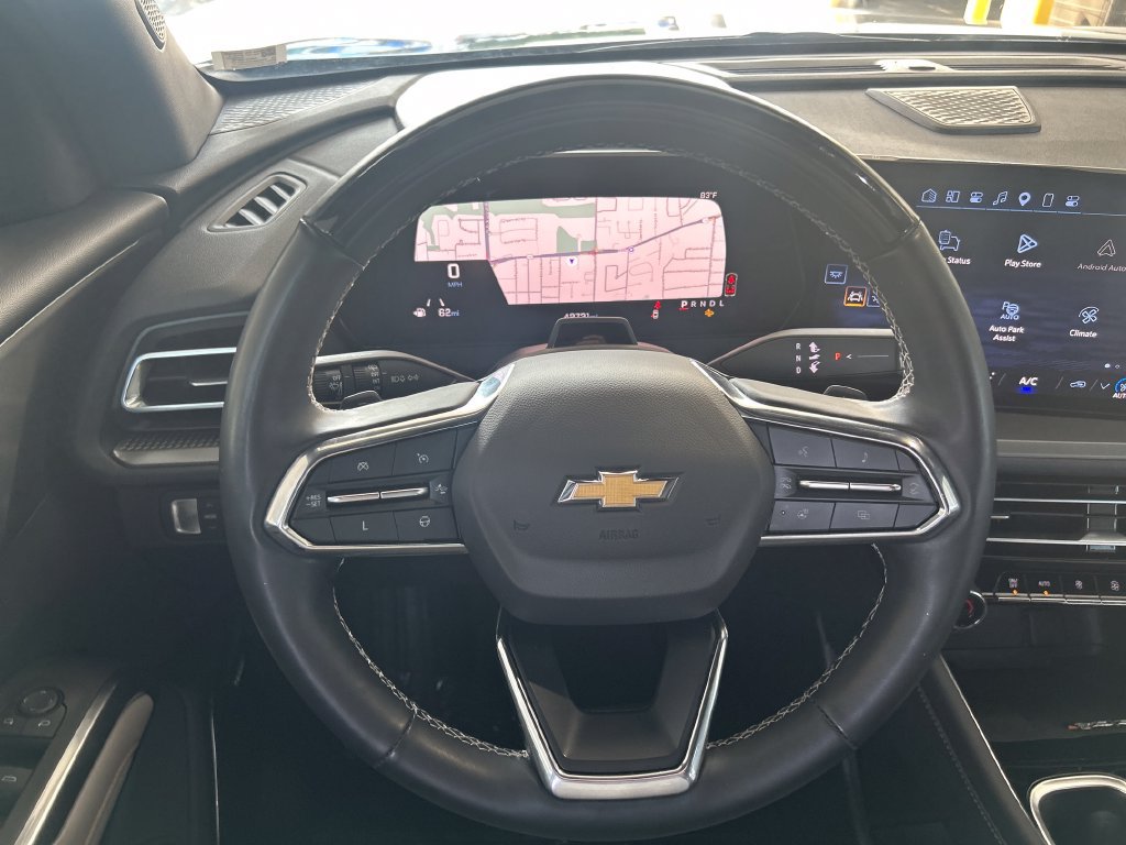 Used 2024 Chevrolet Traverse LT w/ Enhanced Driving Package FWD image 17