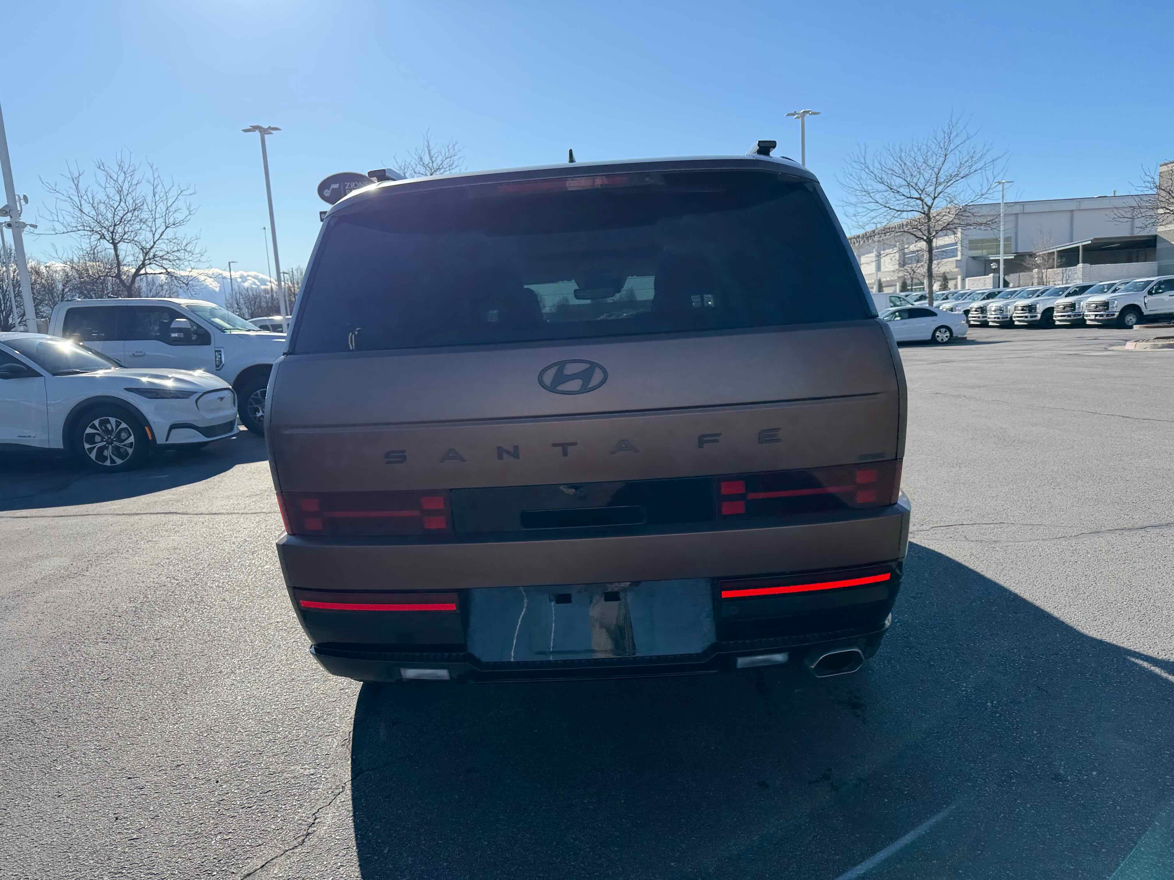Used 2024 Hyundai Santa Fe Calligraphy image 5