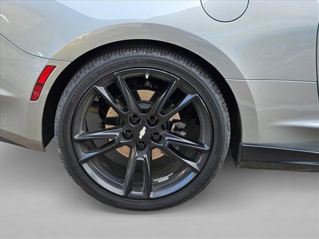 Used 2023 Chevrolet Camaro LT RWD image 20