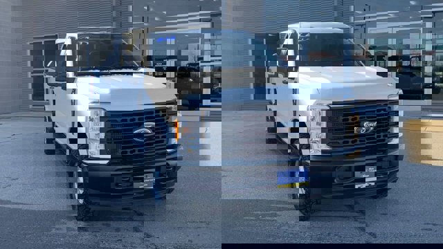 Certified 2023 Ford F250 XL w/ XL Off-Road Package image 4