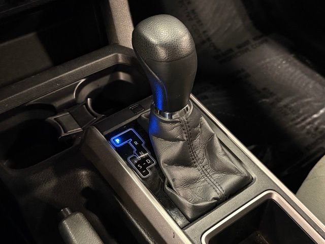 Used 2021 Toyota Tacoma SR5 RWD image 30