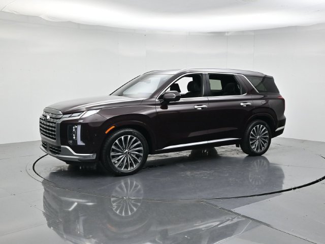 Used 2024 Hyundai Palisade Calligraphy FWD image 5