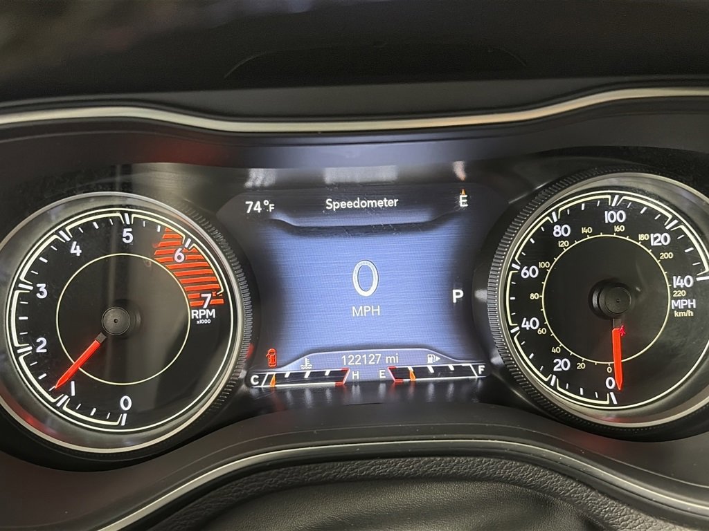 Used 2021 Jeep Cherokee Latitude Lux w/ Comfort/Convenience Group image 15