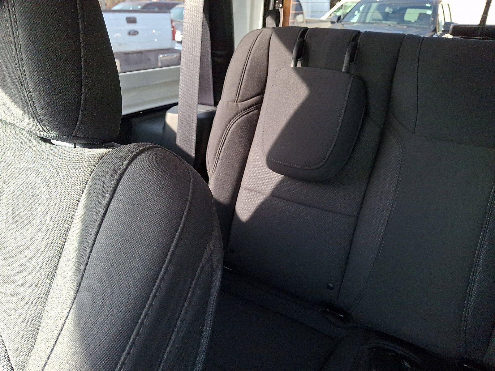 Used 2023 Jeep Wrangler Sport S image 18