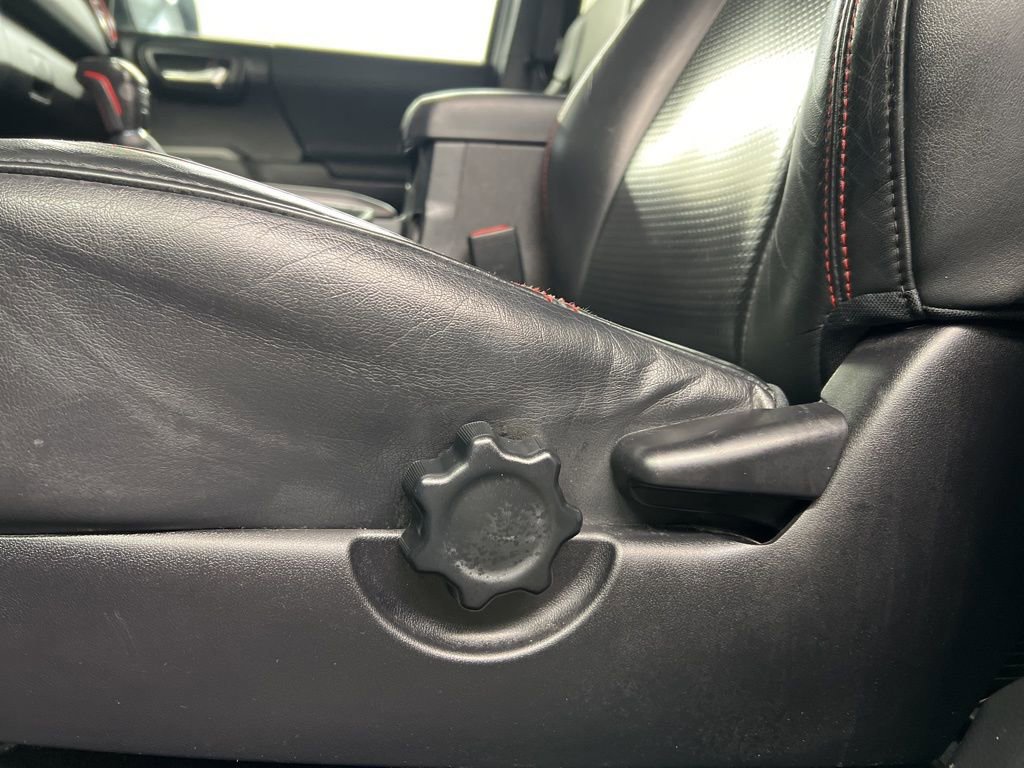 Used 2019 Toyota Tacoma TRD Pro w/ Desert Air Intake Package AWD/4WD image 29