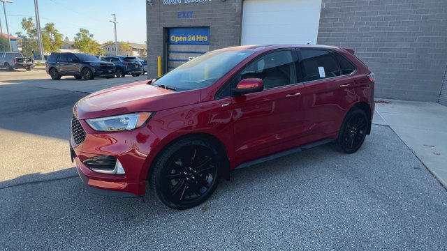 Certified 2021 Ford Edge ST-Line AWD/4WD image 5