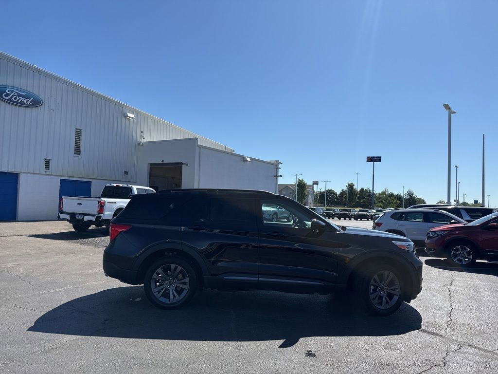 Certified 2023 Ford Explorer XLT w/ Equipment Group 202A AWD/4WD image 55