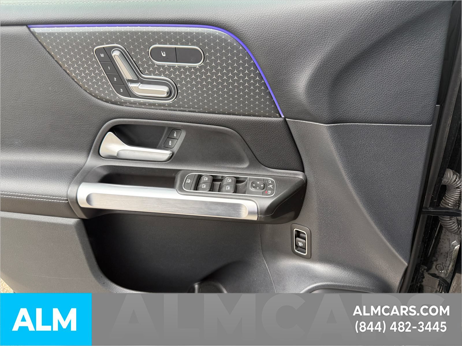 Used 2025 Mercedes-Benz GLB 250 image 26