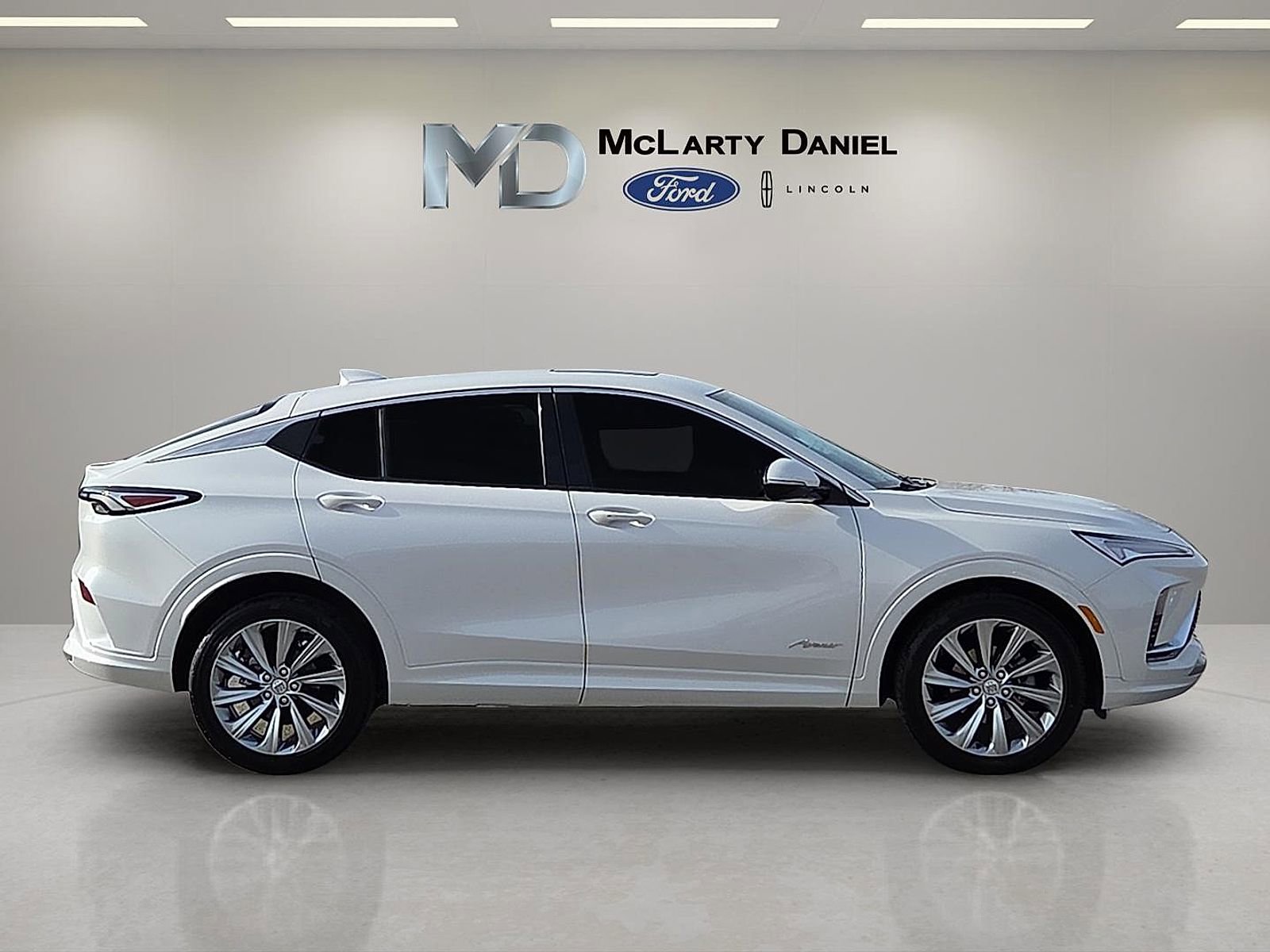 Used 2024 Buick Envista Avenir image 6