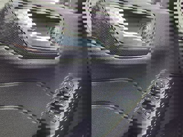 Certified 2024 Ford Escape ST-Line w/ Tech Pack #1 image 22