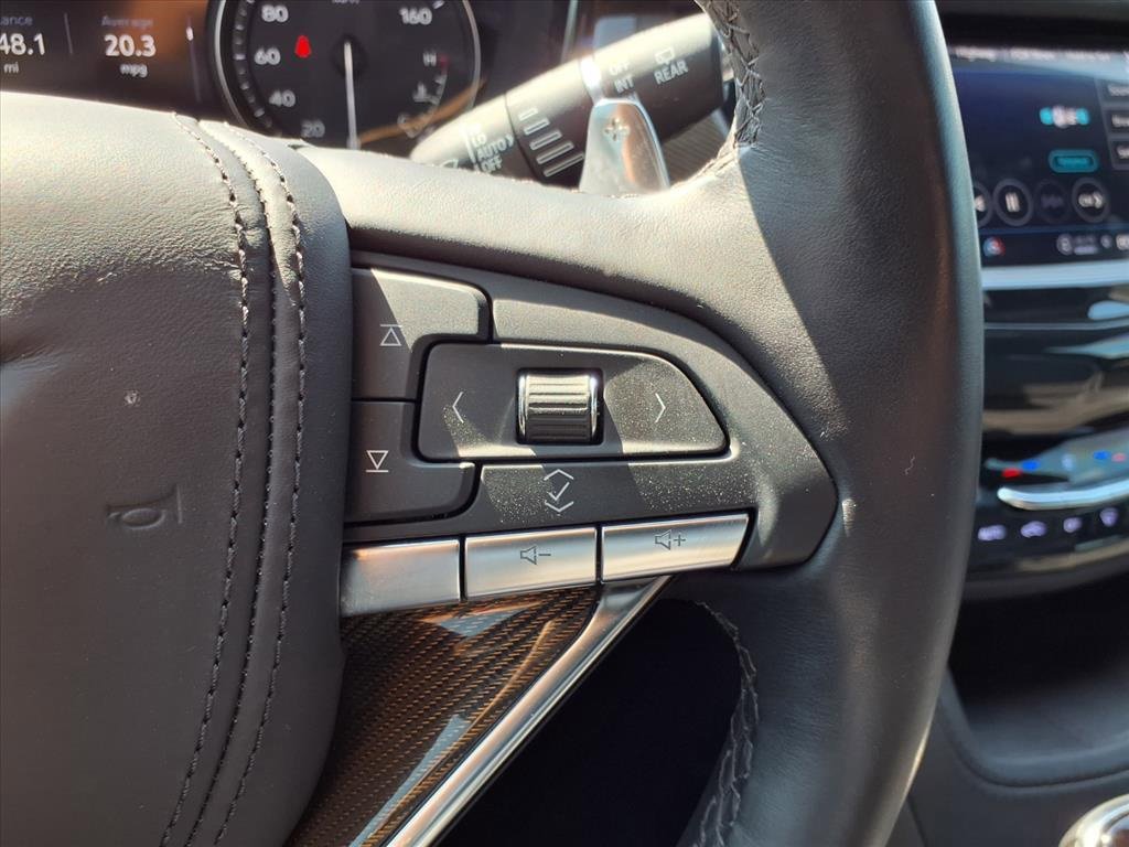 Used 2022 Cadillac XT6 Sport w/ Platinum Package image 18