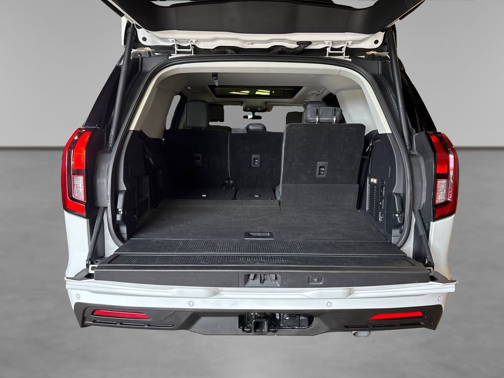 Certified 2025 Ford Expedition Active AWD/4WD image 12