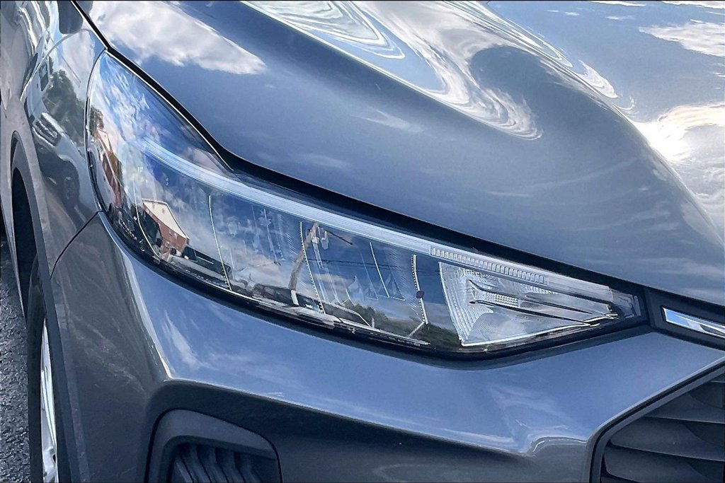 Certified 2023 Ford Escape Active AWD/4WD image 28