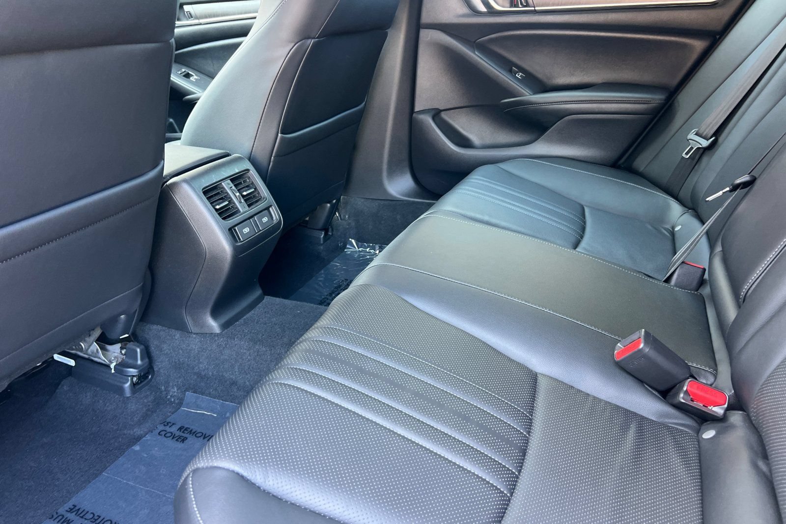 Used 2022 Honda Accord EX-L image 14