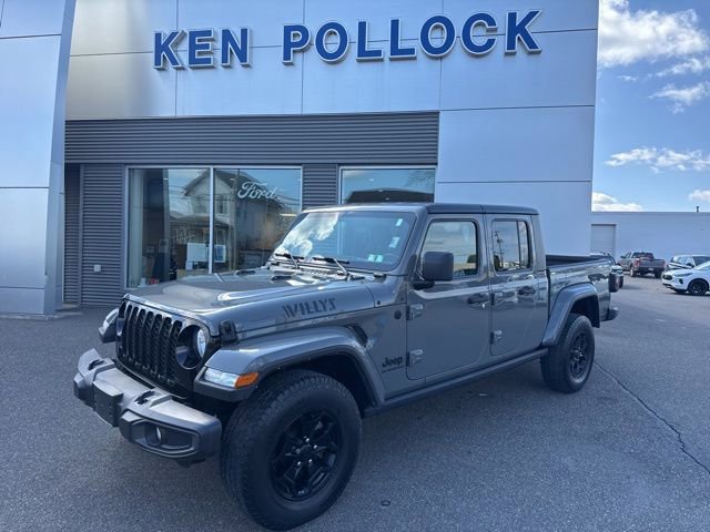 Used 2021 Jeep Gladiator Sport AWD/4WD image 2