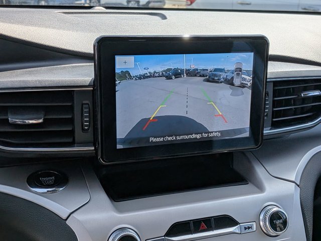 Certified 2023 Ford Explorer XLT w/ Equipment Group 202A RWD image 22