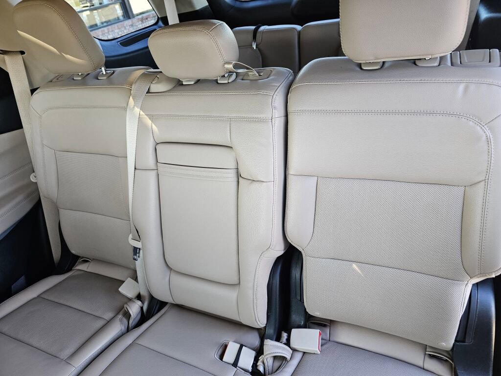 Certified 2023 Ford Explorer Limited image 11