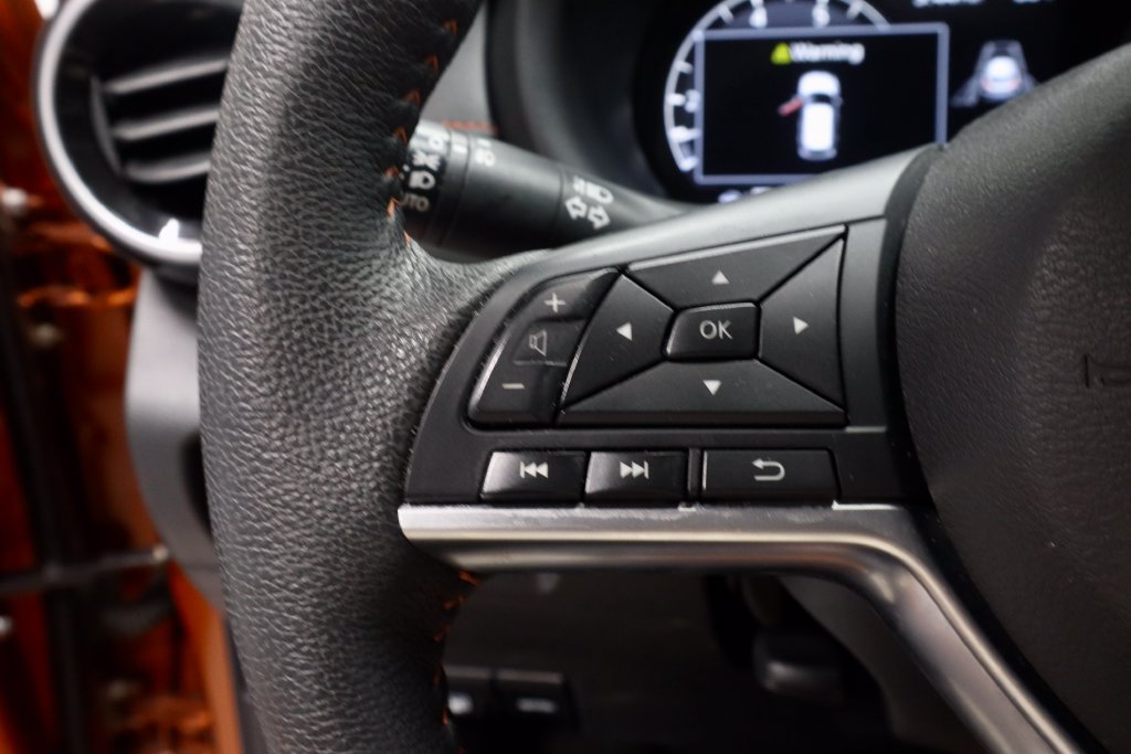 Used 2024 Nissan Kicks SR w/ SR Premium Package FWD image 28
