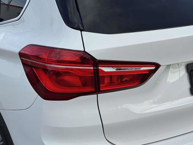 Used 2017 BMW X1 xDrive28i AWD/4WD image 16