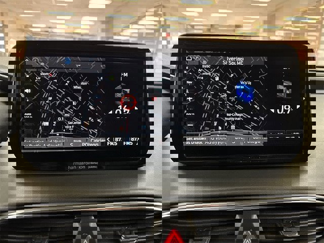 Used 2023 Hyundai Santa Fe Limited image 10