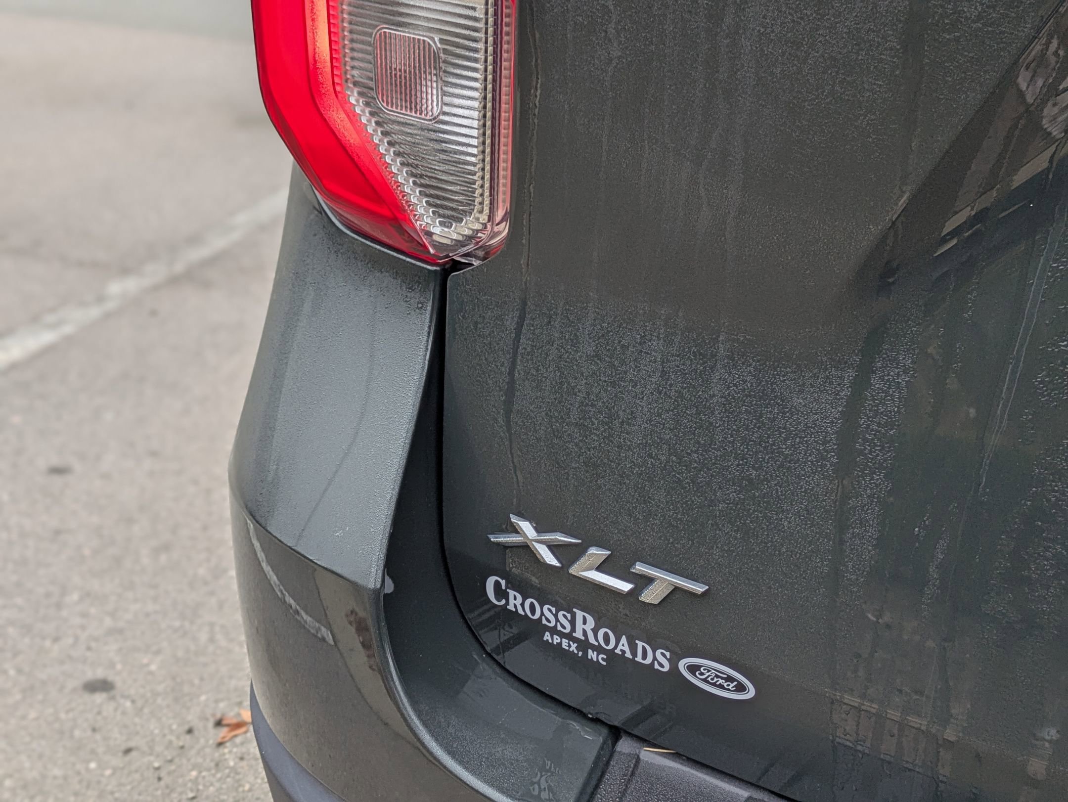 Certified 2022 Ford Explorer XLT w/ Equipment Group 202A image 34