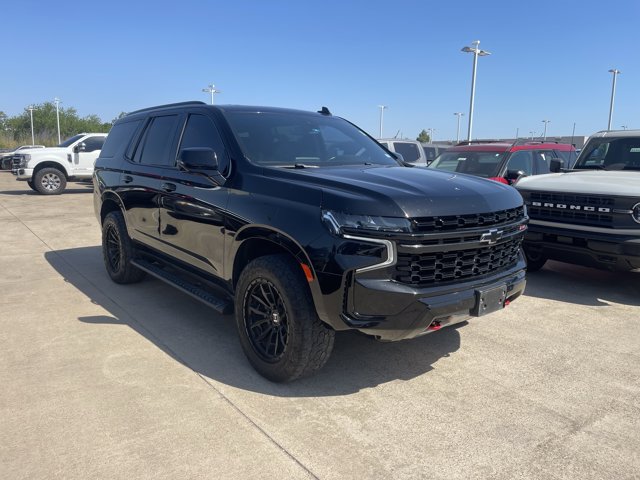 Used 2021 Chevrolet Tahoe Z71 w/ Z71 Signature Package AWD/4WD image 2