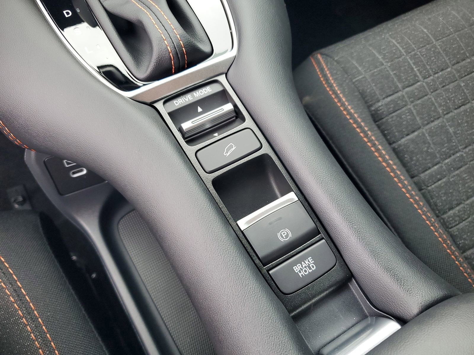 Used 2025 Honda HR-V Sport image 26