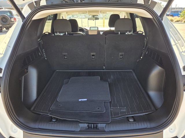 Certified 2022 Ford Escape SE w/ SE Sport Appearance Package image 17