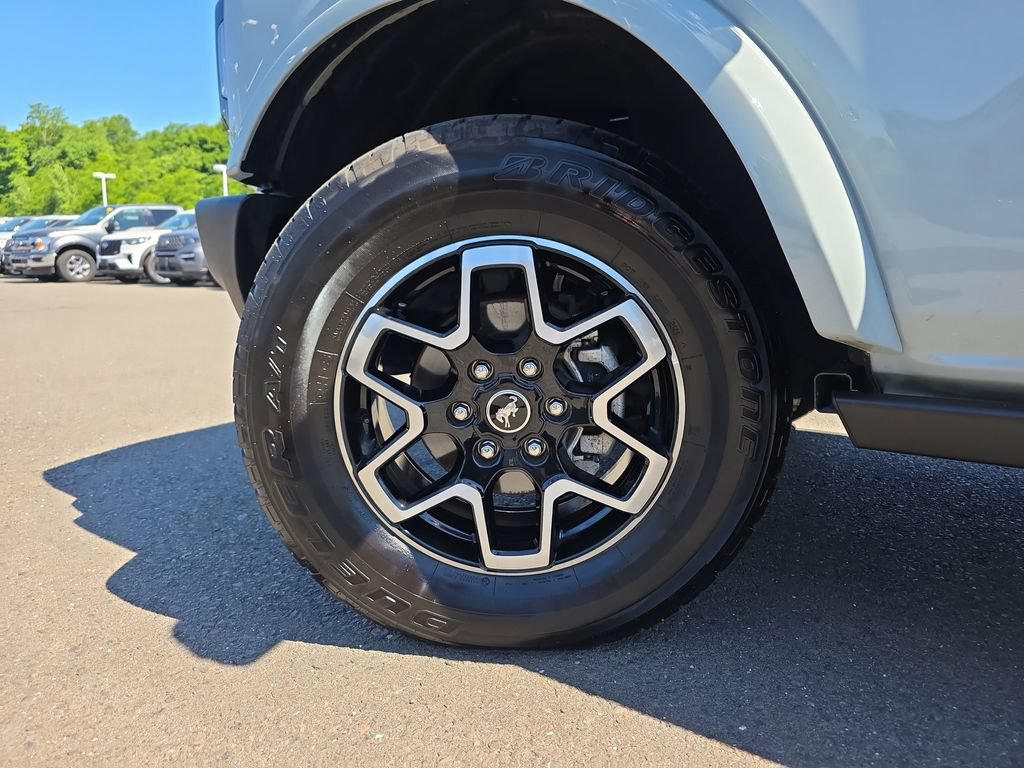 Certified 2024 Ford Bronco Outer Banks AWD/4WD image 14
