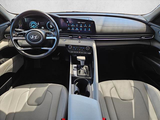 Used 2024 Hyundai Elantra Limited FWD image 19
