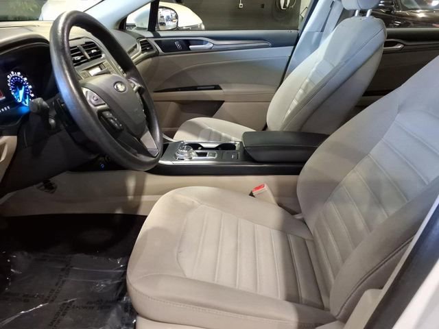 Certified 2017 Ford Fusion SE FWD image 12