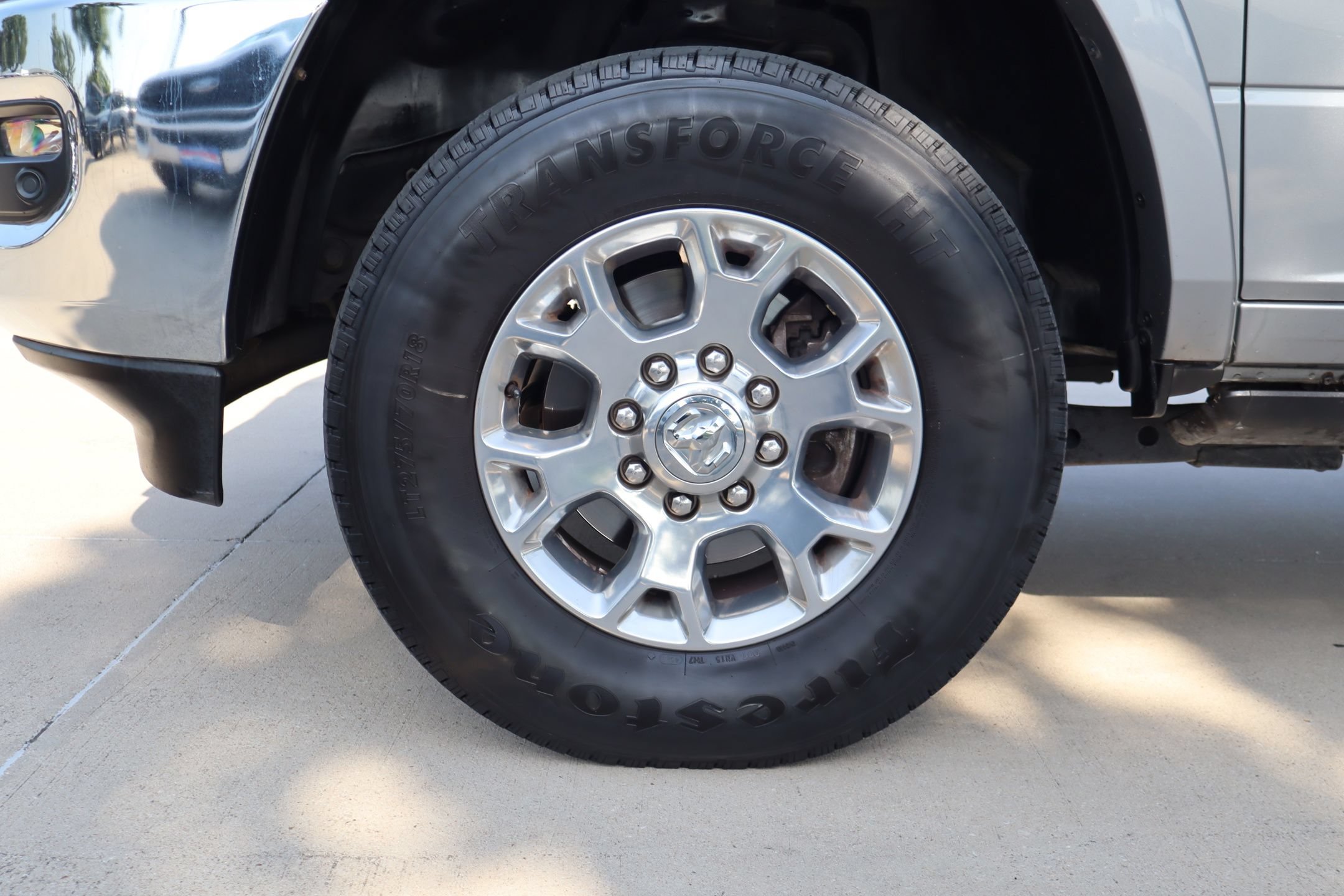 Used 2022 RAM 3500 Laramie AWD/4WD image 10