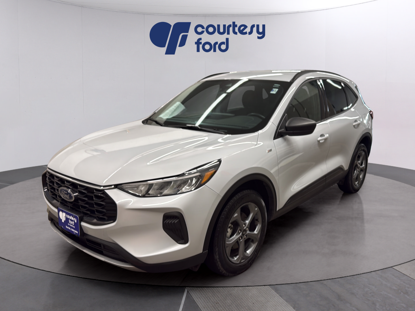 Certified 2025 Ford Escape ST-Line w/ Tech Pack #1 AWD/4WD image 4