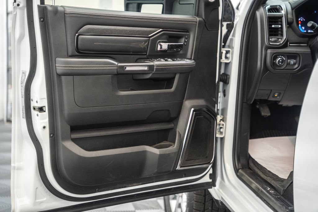 Used 2023 RAM 3500 Limited AWD/4WD image 48